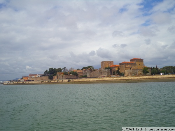 Faro, desde la ría
Faro, desde la ría

