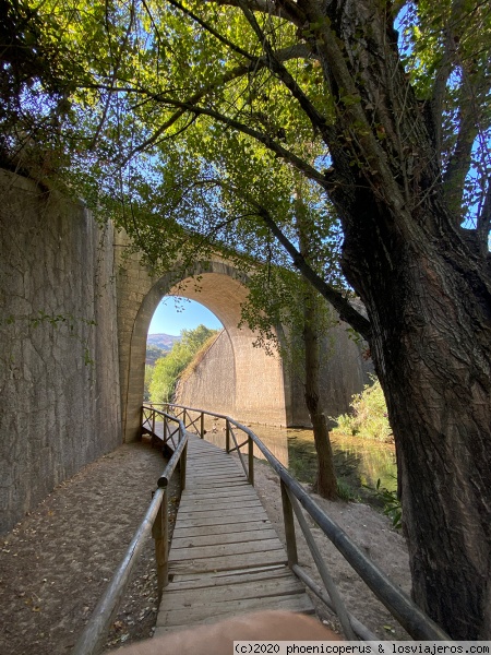 Entrada Cueva del Gato
Entrada a la Cueva del Gato en Benaoján (Málaga)
