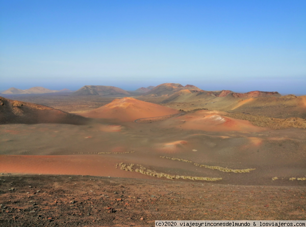 Montañas del Fuego - Timanfaya
Montañas del Fuego - Timanfaya
