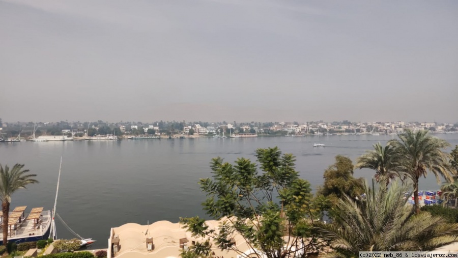 Tebas (Luxor) en 10 días y en 100 puertas - Blogs de Egipto - Día 2: Luxor, la ciudad (1)