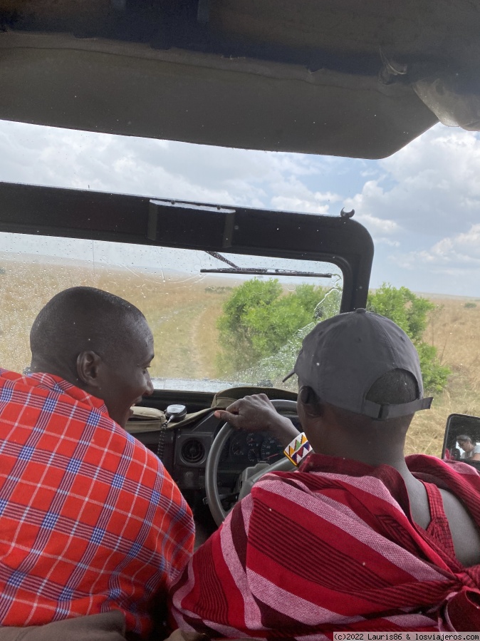 Viaje al centro de la sabana africana-Masai Mara, Kenya - Blogs de Kenia - Día 2; Primer encuentro con el Río Mara (4)