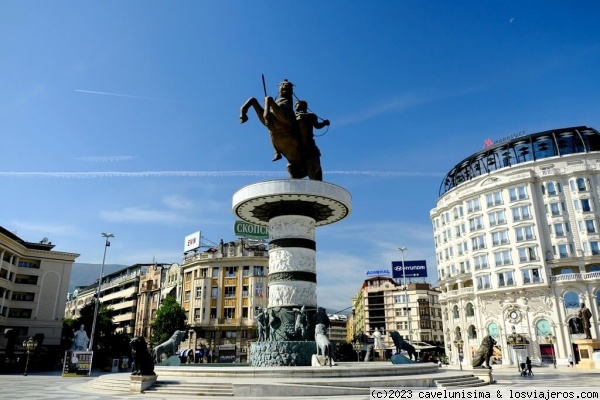 Plaza Macedonia
Alejandro Magno y su caballo Bucéfalo
