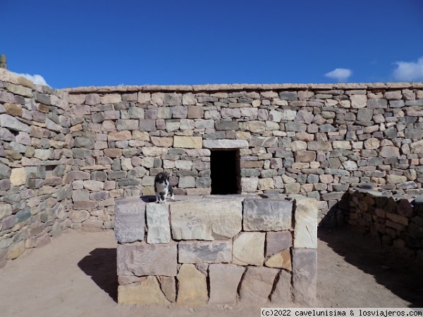 Pucará. Sitio arqueológico .
Emplazado sobre un cerro y cerca de la confluencia de los ríos Huasamayo y Grande
