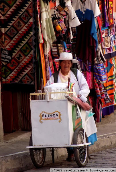 Cholita vendedora
Trabajo con sacrificio
