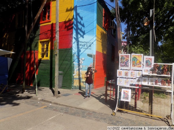 La Boca
Caminito, los conventillos y la pasión por Boca Junior
