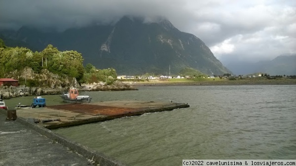 El mar y sus navieras
Rutas desde Chaitén a Chiloé y Puerto Montt
