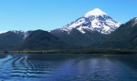 El Volcán Lanín y el lago