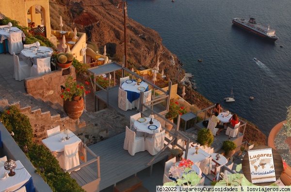 Restaurante en Santorini
Restaurante en Santorini
