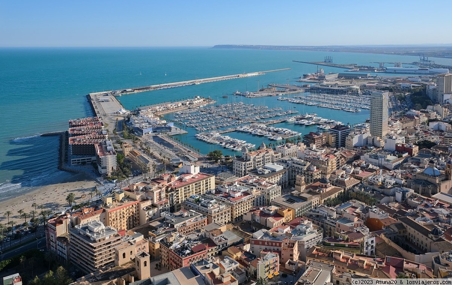 Viaje a Alicante 2022 - Blogs de España - Visita al puerto y tiendas (1)
