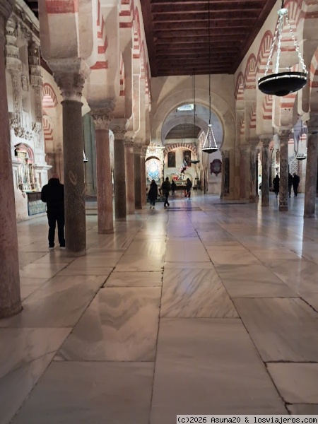 Mezquita de Cordoba
Mezquita de Cordoba
