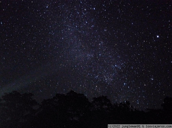 hermosa vista nocturna
durante una estadia de 4 dias en la selva hemos podido ver una noche estrellada, muy bonito
