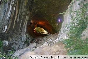 CUEVA DE ZUGARRAMURDI
Lugar donde las brujas hacian sus akelarres
