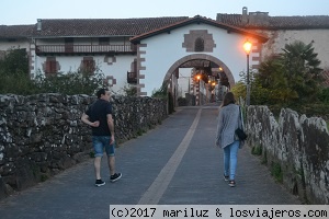 AMAIUR
Pueblecito muy cuidado por donde pasa el Camino de Santiago y donde es típico comer talos.
