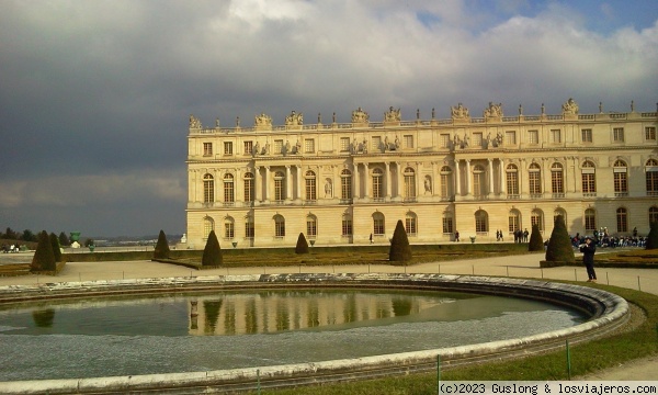 Palacio Versalles.
En los jardines del Palacio Versalles
