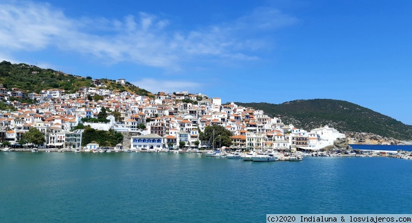 Puerto de Skopelos
Llegada en ferry al puerto de Skopelos 
(Islas Esporadas)

