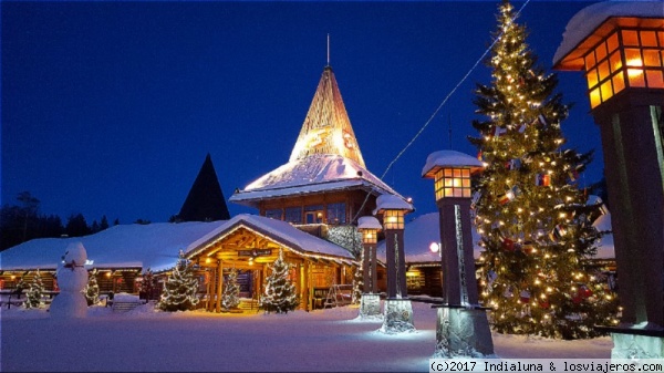 Santa Claus Village, Rovaniemi (Finlandia)
La casa de Santa Claus junto al Círculo Polar Ártico en Laponia
