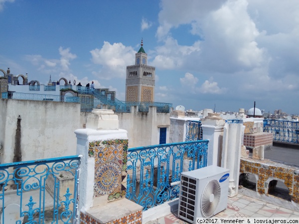 Azoteas de la Medina. Túnez
Vista desde una de las azoteas de la Medina de Túnez.
