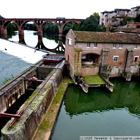 Molino en Albi. Franica
Antiguo molino en el río Tarn en Albi (Francia)
