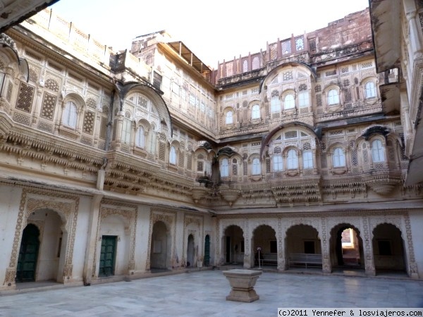 Mehrangart Fort.- Jodhpur (India)
Otro de los patios de Mehrangart en Jodhpur
