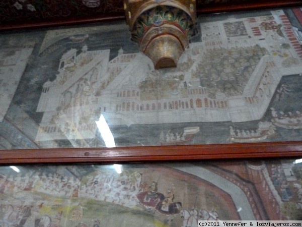 Jardines.-City Palace.-Udaipur
Jardines en el patio de entrada al City Palace.-Udaipur
