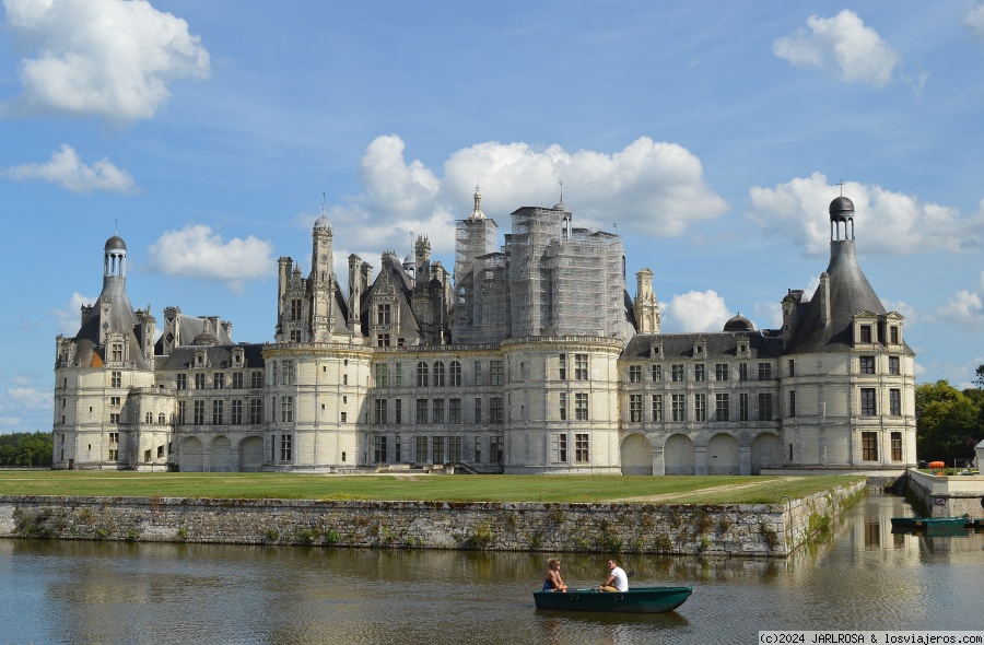 DIA 4-VALLE DEL LOIRA-CASTILLO DE CHENONCEAUX-CASTILLO DE CHAMBORD-PARIS - Viajar de libre Francia 2014 (4)