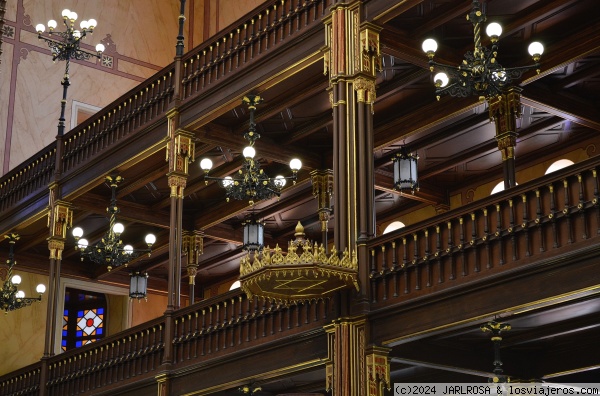 La gran sinagoga Budapest
Interior de la gran sinagoga
