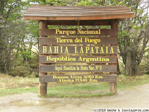 Bahía Lapataia
El cartel del final de la Ruta Nacional 40 en Bahía Lapataia (Tierra de Fuego)
