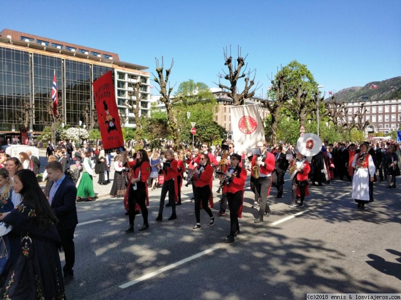 Fiordos en 8 días-Mayo 2018 - Blogs de Noruega - Llegada a Bergen (1)