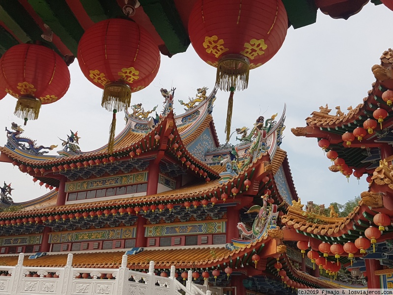 KUALA LUMPUR: TEMPLO THEAN HOU, BUKIT BINTANG, KLCC Y JALAN ALOR. - Singapur, Borneo y Malasia (1)