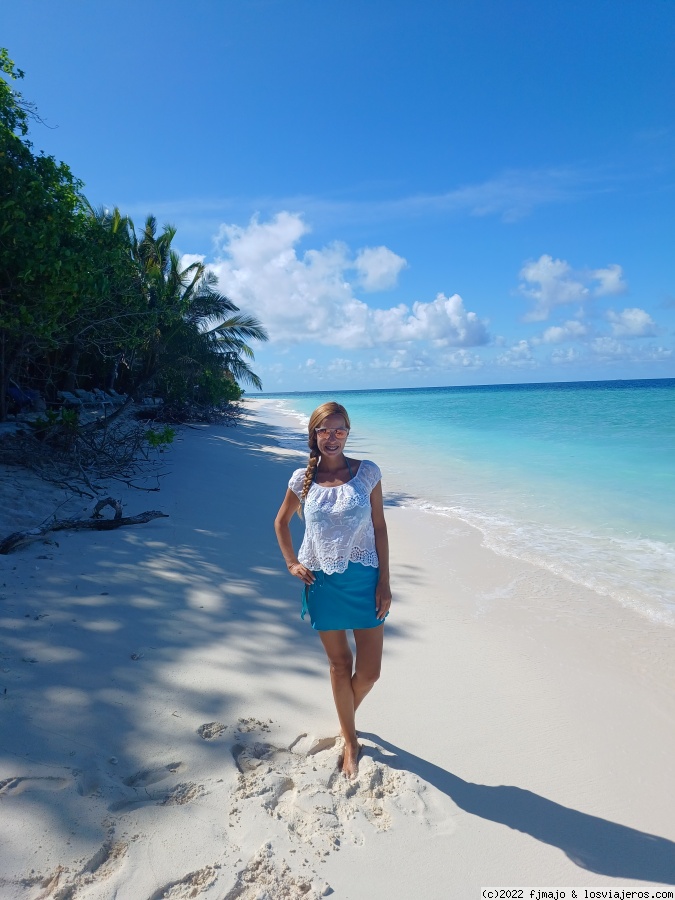 UKULHAS Y VUELTA A ESPAÑA - Tres semanas en Maldivas sin resort (1)