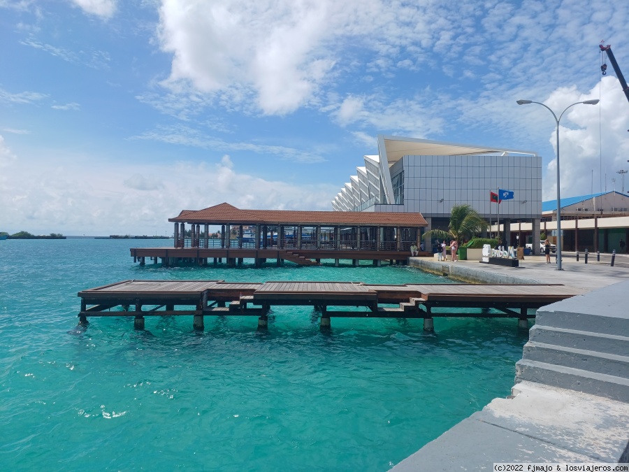 UKULHAS Y VUELTA A ESPAÑA - Tres semanas en Maldivas sin resort (2)