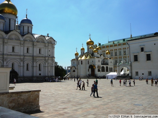 La plaza de la catedral - Kremlin
La plaza de la catedral - Kremlin
