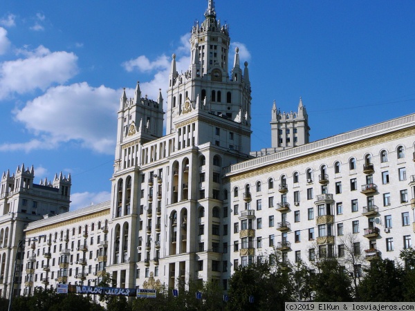 Kotelnicheskaya Embankment Building
Kotelnicheskaya Embankment Building
