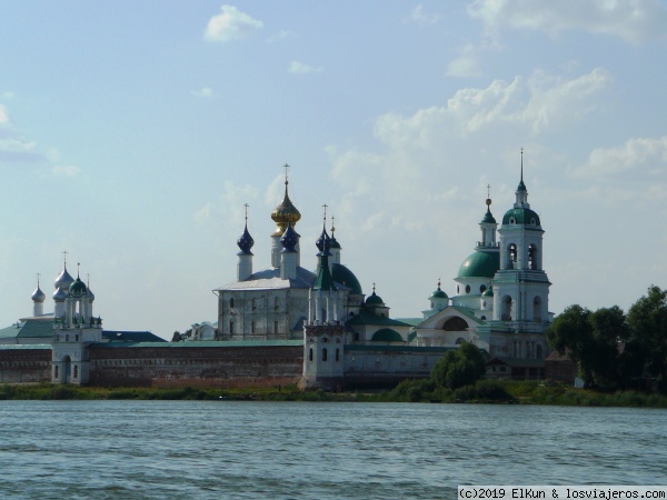 Spasso-Yakovlevsky Monastery Rostov Veliky
Spasso-Yakovlevsky Monastery Rostov Veliky
