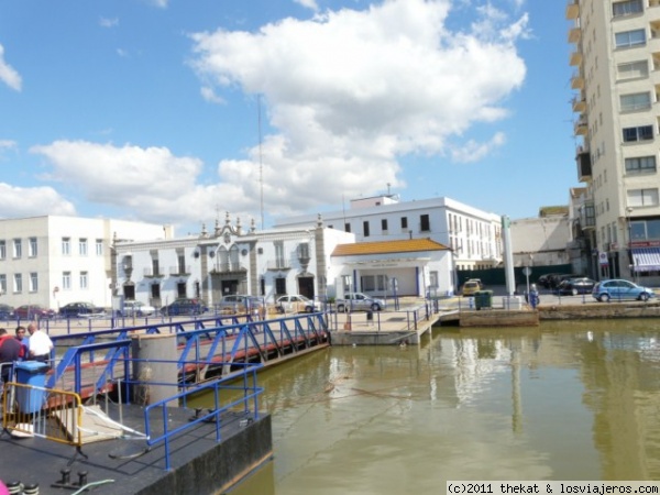 Aduana
Edificio de la aduana de Ayamonte (Huelva)
