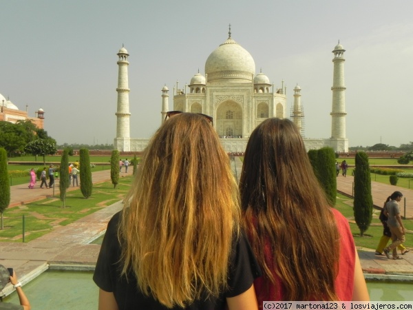 taj Mahal
India, Agra
