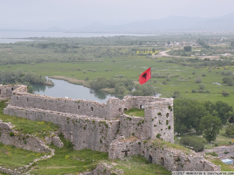 Dos Semanas en Albania