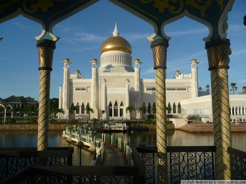 Viajar a  Brunei - Mezquita Omar Saiffudien II