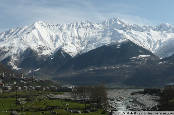 Svanetia: Mestia
Vista de la vertiente sur del Cáucaso desde el valle de Svanetia
