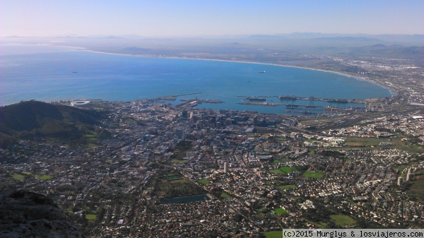 Ciudad del Cabo desde Table Mountain
Capetown (zona centro, puerto y bahía) vista desde Table Mountain

