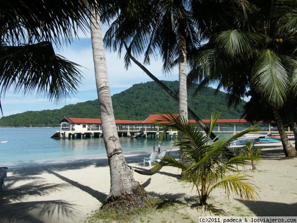 Playa y embarcadero
Desde el chalet del abdul en Perhentian
