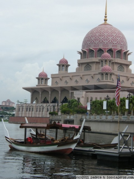 Masjid Putra
Paseo en barca por Putrajaya
