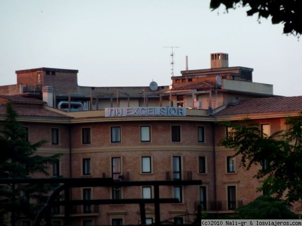 Nuestro hotel desde el mirador.
Nuestro hotel en Siena
