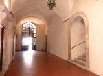 Dentro del ayuntamiento de Montepulciano.