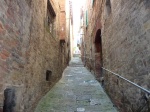 Callejón por donde corre Bella en Luna Nueva.