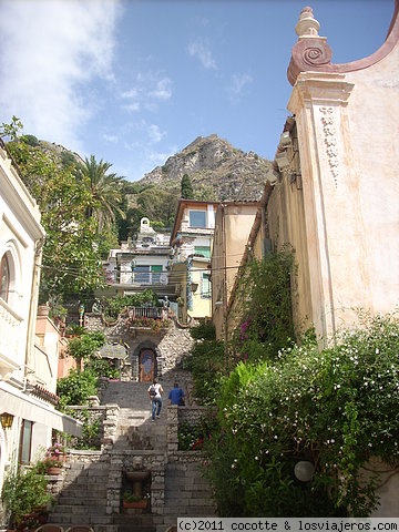 Calle de Taormina ( Sicilia )
Escalinata con todo su encanto

