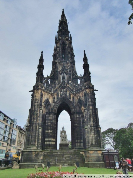 Monumento a Sir Walter Scott
El referente de la literatura y pensamiento escocés.
