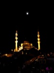 Luna sobre Estambul.
Mezquita Nueva Estambul