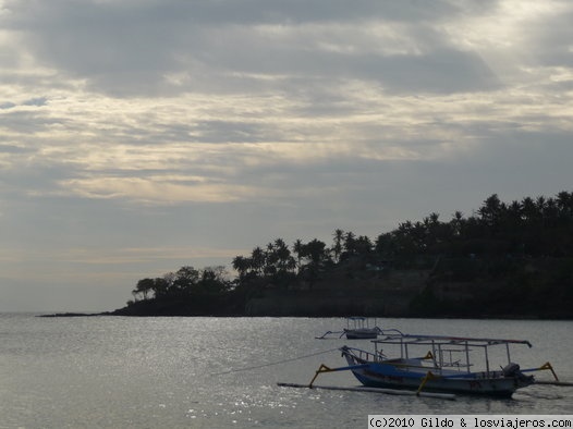 Atardecer en Lombok, Indonesia
Atardecer en Lombok, Indonesia
