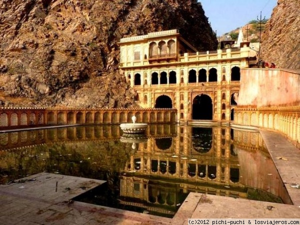 Templo de los monos- GALTA- RAJASTAN
El Templo de los monos en Galta se encuentra a sólo 10kms de Jaipur.
